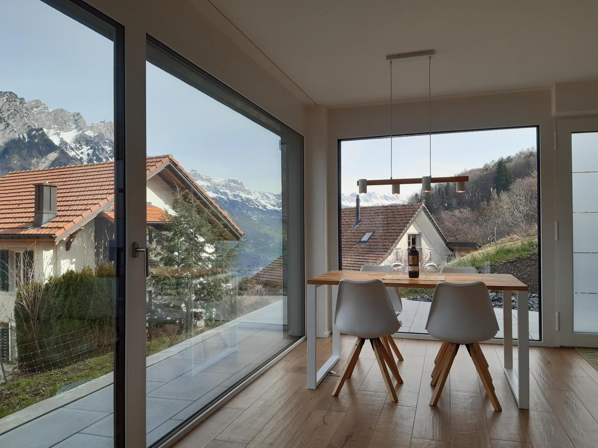 Apartment Panorama Am Walensee In Neubau-Villa Obstalden Luaran gambar